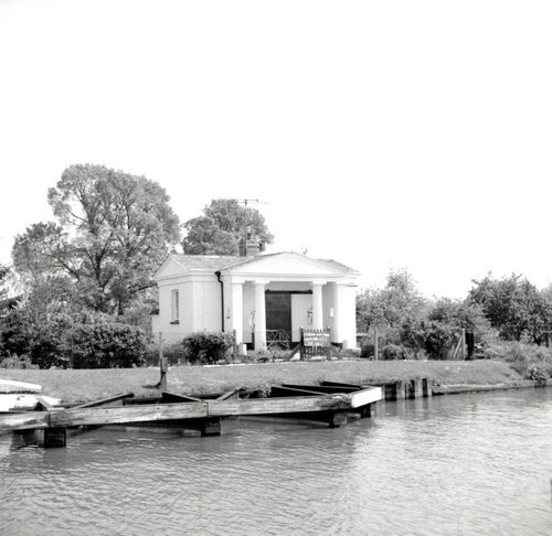 Canal at Splat Bridge