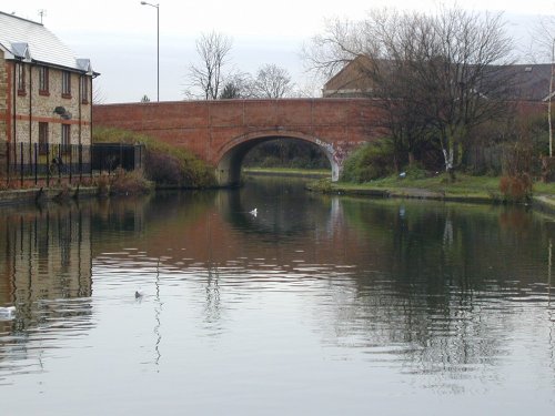Bridge over the Grand Junction Canal at Alperton early 2005