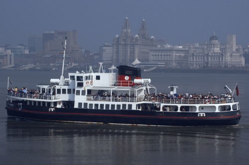 Snowdrop on the River Mersey, Liverpool