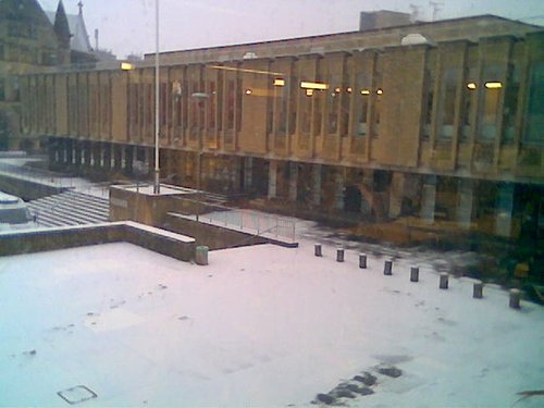 BRADFORD MAGISTRATES COURT IN THE SNOW 2005