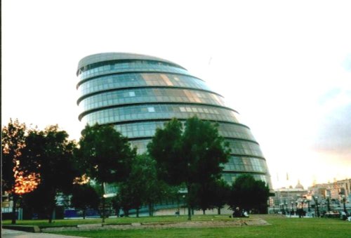 London, City Hall - Sept 2002