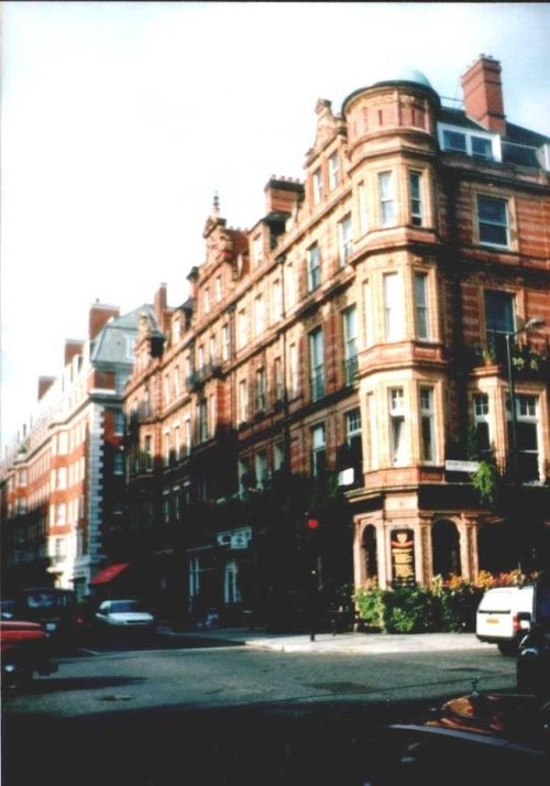 London - a picture of Mayfair, Sept 1996