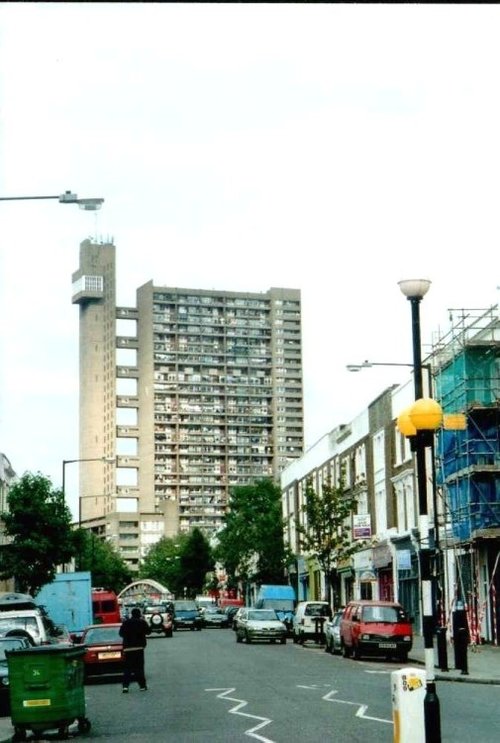 London - Notting Hill, Westbourne Park Road, May 2002