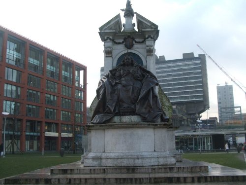 Statue of Queen Victoria, Piccadilly Gardens, Manchester.