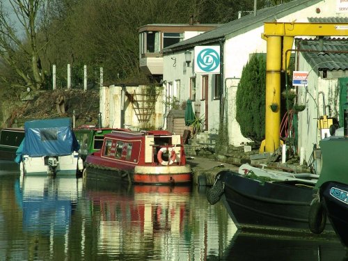 Leeds Liverpool Canal, Heath Charnock, Adlington.
February 2006