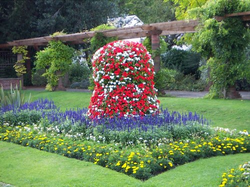 View in Cheltenham Park - August 2004