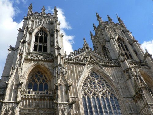 The awsome West towers of York Minster