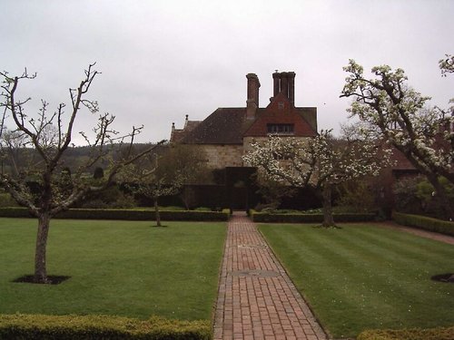 A view of Batemans. Rudyard Kipling's house in Burwash, Sussex.