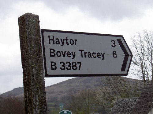 Road sign in Widecombe in the Moor