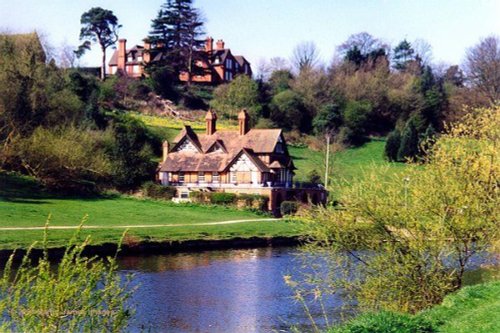 River Severn, Shrewsbury, Shropshire. Boathouse and Shrewsbury School, seen from 'The Quarry'.