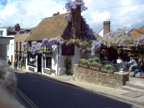 Wisteria covered pub in Rye, East Sussex