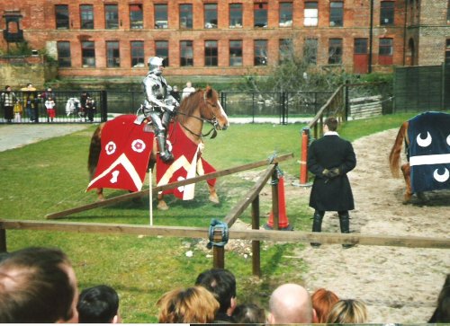 1998
Royal Armouries Museum Leeds
Outside Display