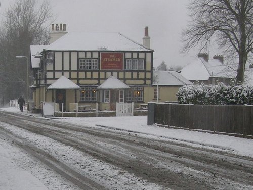 Welwyn, Hertfordshire - The Steamer Public House.