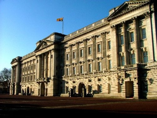 Buckingham Palace, London. Spring, Dawn and Dusk