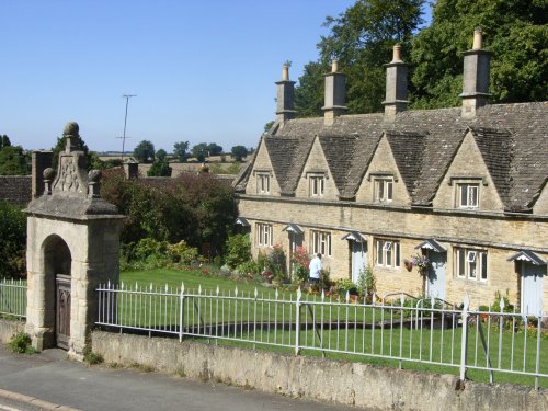 Chipping Norton Almhouses