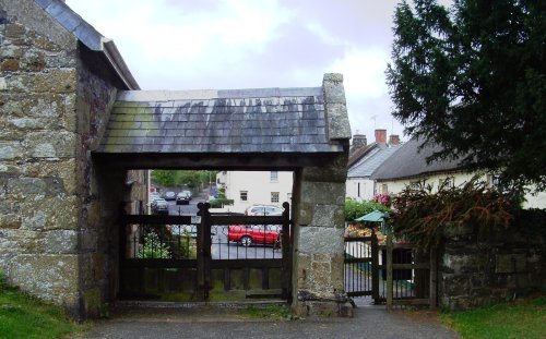 Church gates -  Drewsteignton