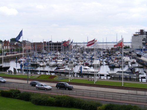 Hull Marina