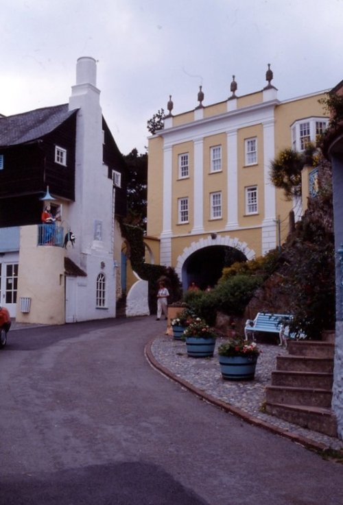 A walk around Portmeirion Village, Porthmadog, Gwynedd