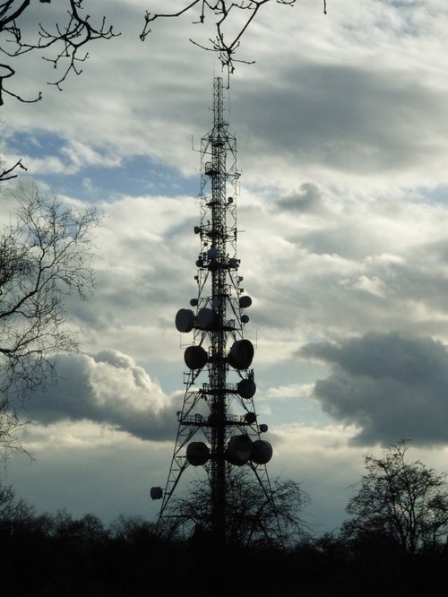 Radio mast near Copt Oak, Leicestershire