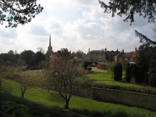 A view from Wallingford Castle Gardens