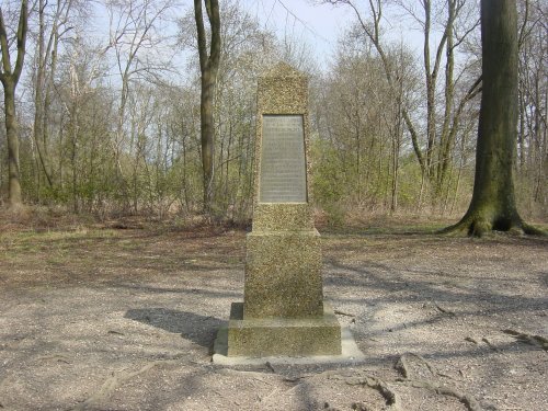 Memorial on Sharpenhoe Clappers