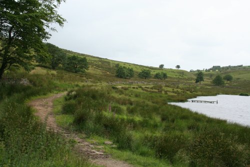 Walk around Dean Clough Reservoir