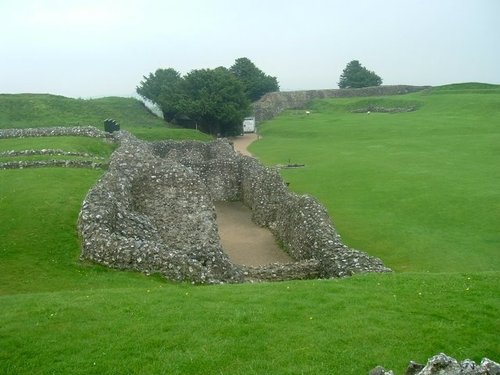 Norman castle ruins Salisbury