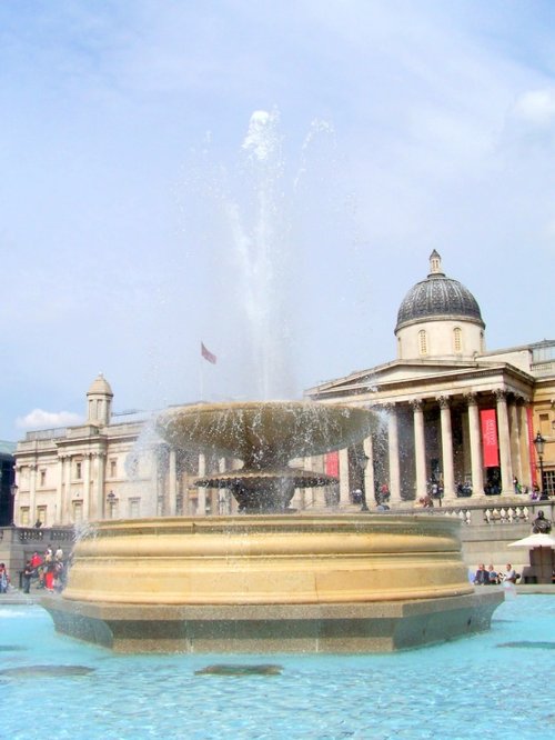 Fountain, Trafalgar Sq.
