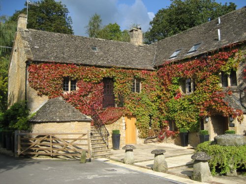Ivy covered hotel in Lower Slaughter