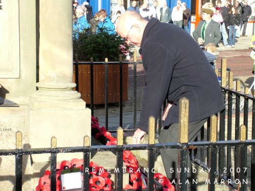 Remembrance 2007 - Laying of Wreaths