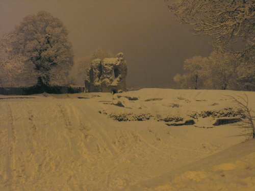 Feb 2009 Late evening Ludgershall Castle