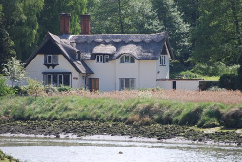 Cottage by the River Deben