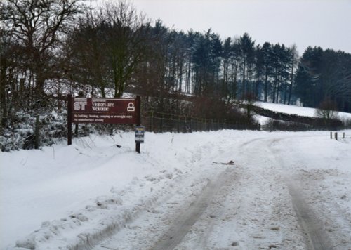 Impassable road to Derwent and Howden Reservoirs February 2009