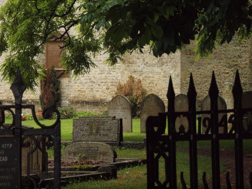 Churchyard, Weston on the Green, Oxfordshire