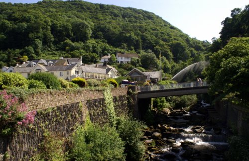 Looking up the Glen Lyn Gorge.