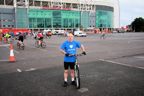 Ken Hulmes at the Start.