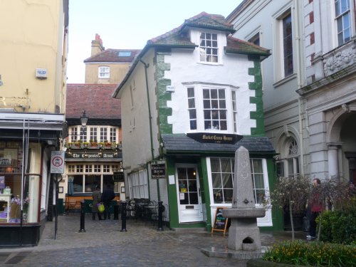 Crooked House of WIndsor