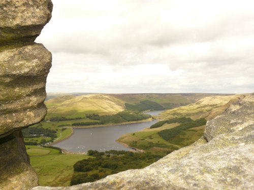 Dovestones, Greenfield