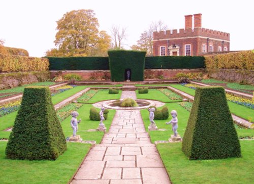 Hampton Court Palace
