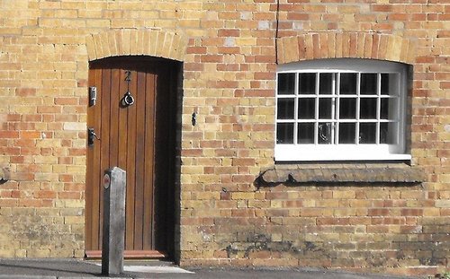 Beaulieu house front