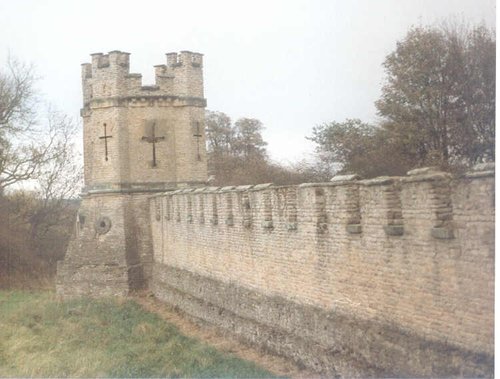 Outer curtain wall with bastion with crossbow loopholes