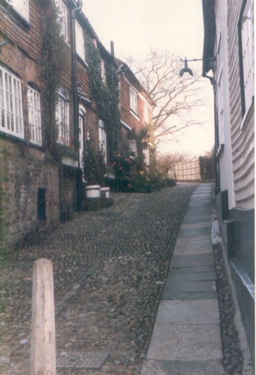 One of Rye's many cobbled side streets 1986