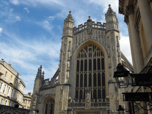 Blue sky over Bath Abbey