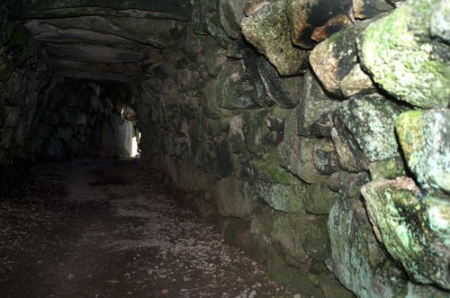 Entrance to the fogou.