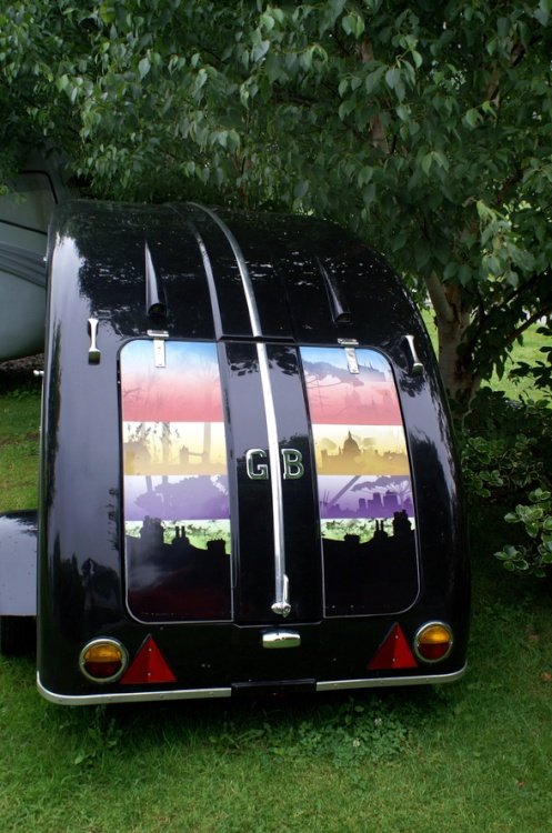 Rear view if the little caravan.