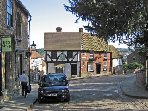 Lincoln Steep Hill 5