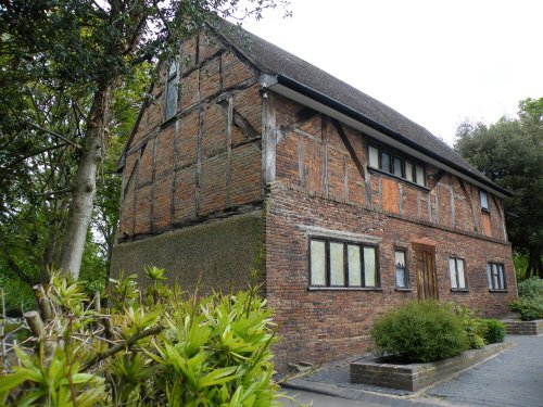 Eastcote House gardens, Eastcoe Village