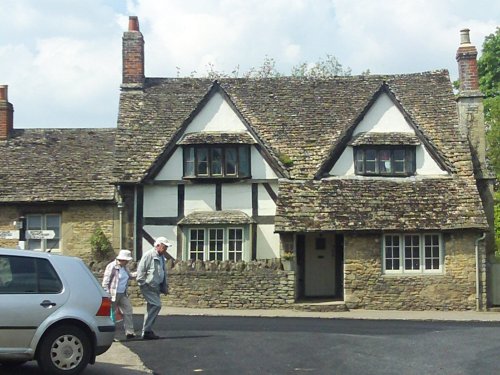 House at end of High St - Lacock