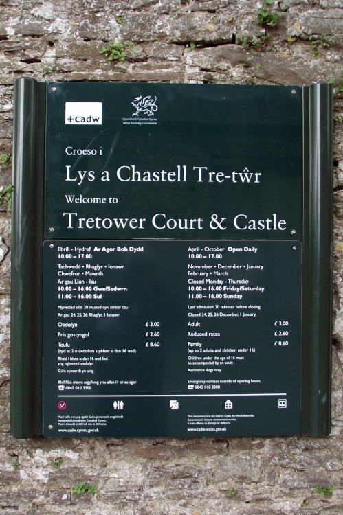 Tretrower Court & Castle