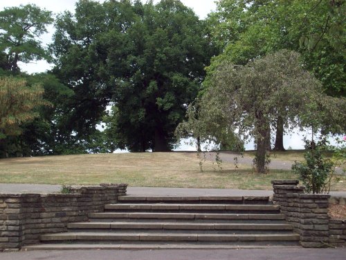 Roundwood Park  NW10